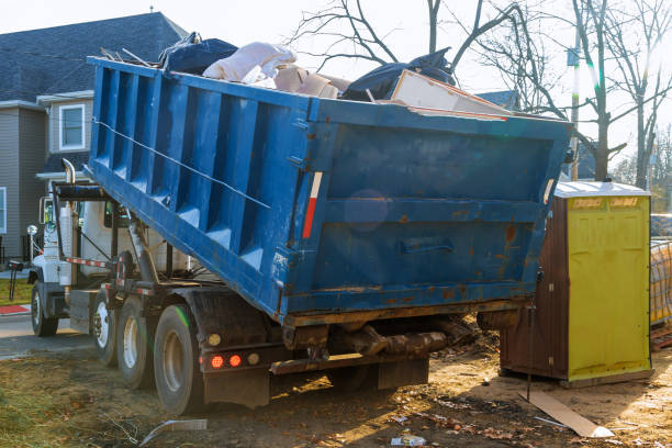 Best Commercial Cleanout Services  in East Farmingdale, NY
