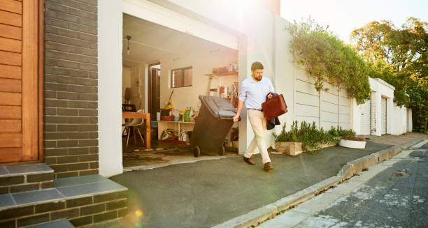 Best Garage Cleanout Services  in East Farmingdale, NY