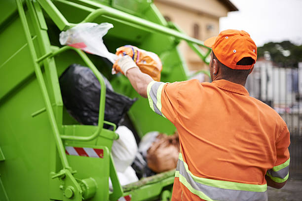 Best Full-Service Junk Removal  in East Farmingdale, NY
